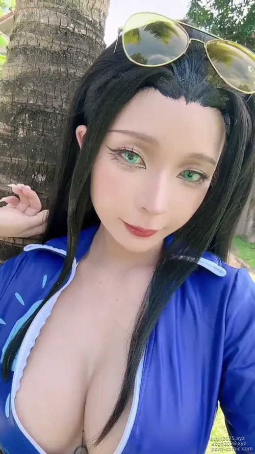 Umeko J – NO.126 Nico Robin One Piece -V (1).mov