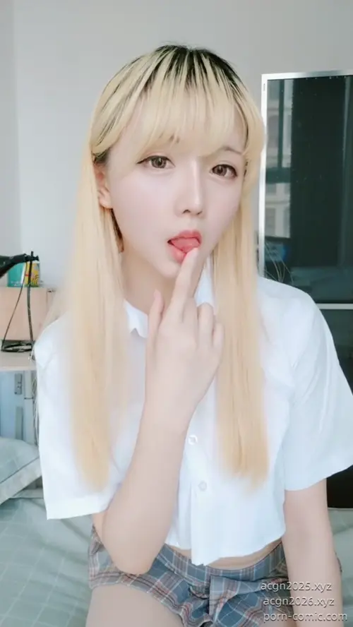 srdz_011.星之迟迟-私人订制-短制服裙_视频-V1.mp4