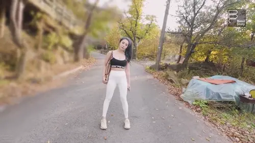 Bomi (보미) – NO.092 [Bimilstory] Bomi (보미) Vol.36 - Outdoor exposure – Purpose of hiking-bomi36_d1.mp4