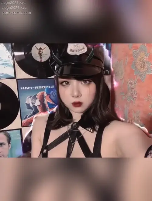 皮皮奶可可爱了啦 NO.022 银色女警 -银色女警VLOG.MP4