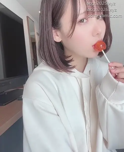 けん研(けんけん) NO.045 Fantia-2022年9月合集_2022-09-26_视频-V.MOV