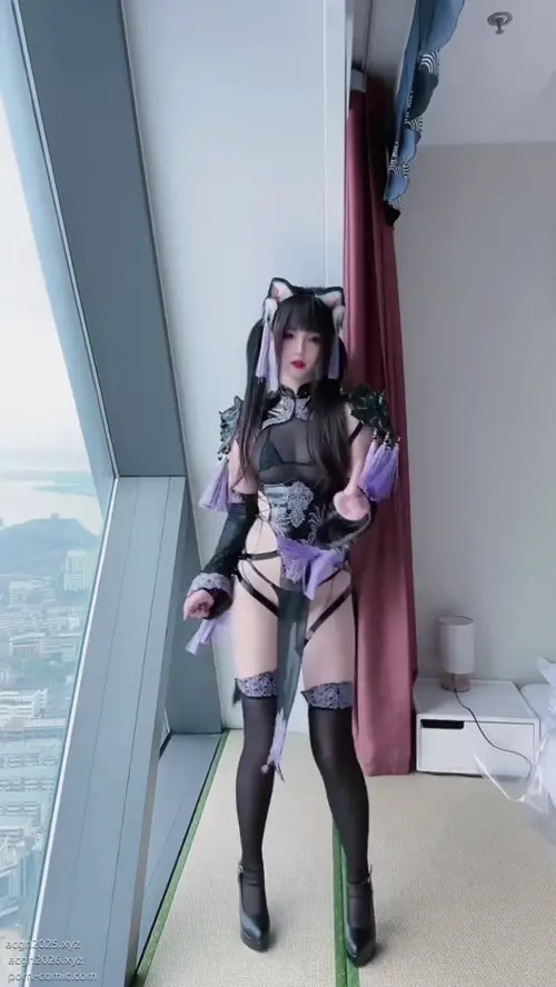 神楽坂真冬 – NO.144 旗袍猫女_视频-V.MP4