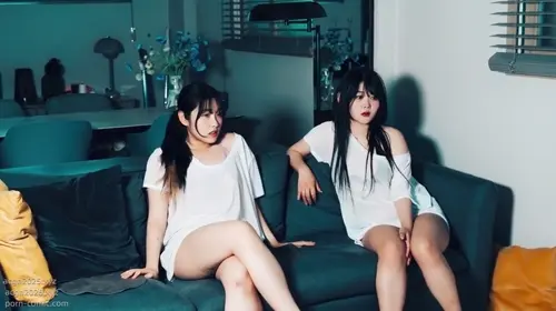 Zia (지아) – NO.103 [Loozy] Zia (지아) & Sonson (손손) - yuri, girl's love_twin video-C0073.mp4