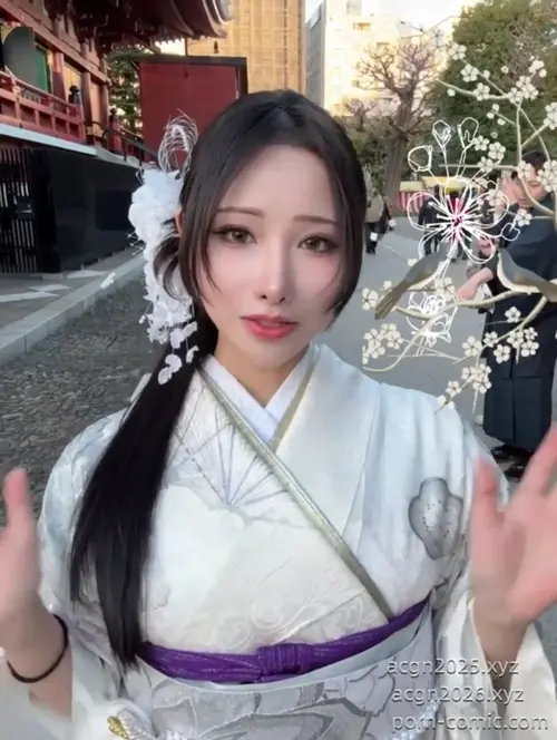 雨波HaneAme – NO.351 Original 2024 New year Silver Kimono-v (3).mov