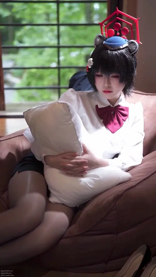 半半子 – NO.067 导游椿-v5.mp4