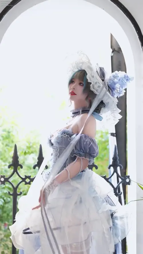 半半子 – NO.075 チェシャー廃稿礼装 -V (9).mp4