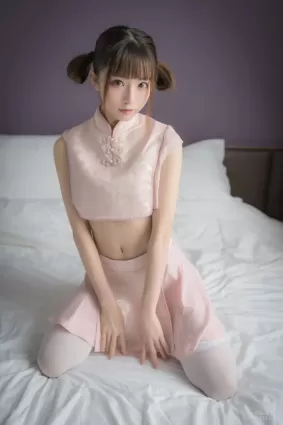 粉色团子-Kitaro_绮太郎