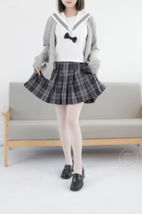 森萝财团写真 有料 NO.028 匿名 美少女的白丝JK制服