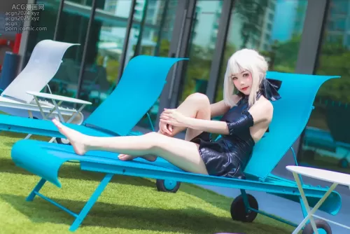 Kitkat Cosplay 9 NO.009 Saber Alter Swim Suit [29P]