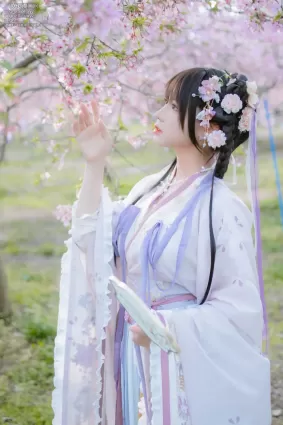 Nyako喵子 NO.035 樱花汉服 花神祈愿 [5P]