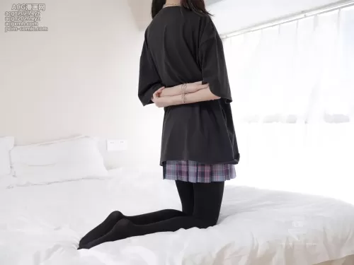 [紧急企划]Y-001 JK黑丝[97P]