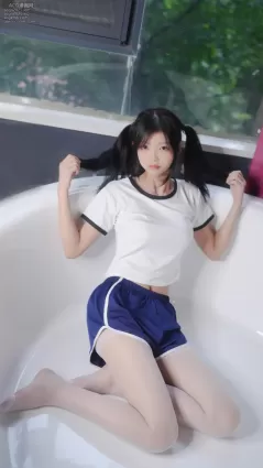 紧急企划 – 小婕 体操服[85P]
