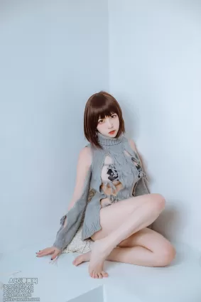 二佐 NO.075 私房洞洞毛衣 [66P]