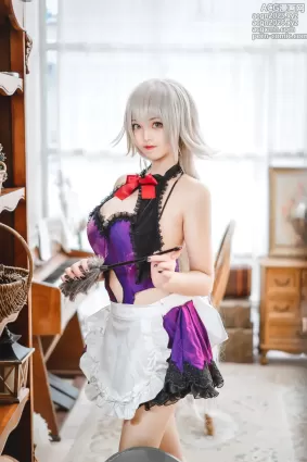 蜜汁猫裘 NO.048 贞德女仆 [40P]