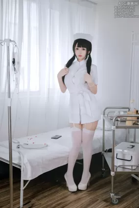 日奈娇 – NO.081  诊所护士[139P]