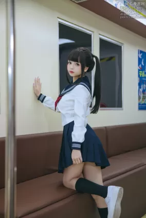 日奈娇 – NO.170 列车JK[140P]