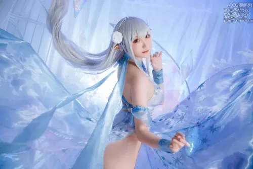 瓜希酱 - NO.049 爱蜜莉雅 水晶礼服 [28P]