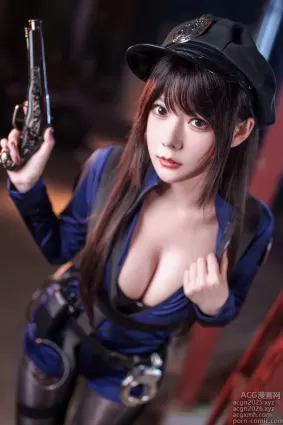 香草喵露露 – NO.062 十一月舰长女警图[40P]