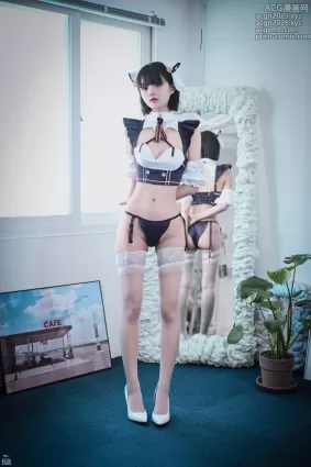 187.[BLUECAKE] Jenny (정제니) - Maid Cosplay [112P]
