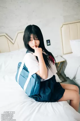 Zia (지아) NO.062 [Loozy] - Extra visible 01 [66P]