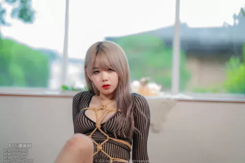 Zia (지아) – NO.097 At home [66P]