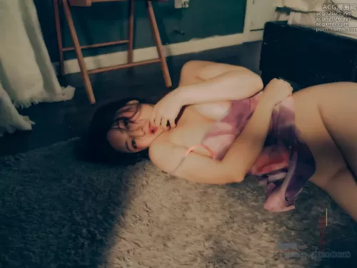 樱晚gigi – NO.069 粉丝群收费写真69-灼热[20P]