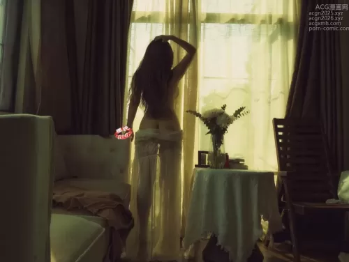 樱晚gigi – NO.090 窗前的花 [20P]