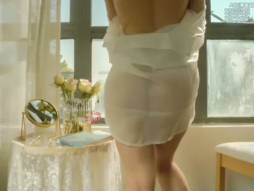 樱晚gigi – NO.093 被抚摸的衬衫 [20P]
