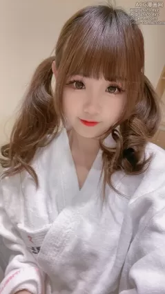 miko酱 NO.002 泡汤啦 [18P]