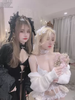 一笑芳香沁 NO.027 笼中鸟 [46P]