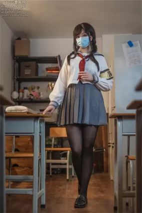 啊日日_Ganlory NO.014 放课后少女 [51P]