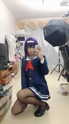 白烨 NO.005 学姐校服自拍 [26P]