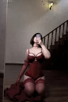 半半子 – NO.044  RED 赤红[57P]