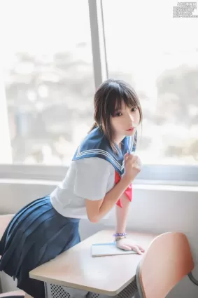 疯猫ss NO.014 同桌的水手服 [41P]