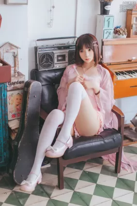 疯猫ss NO.016 粉红日常 [19P]